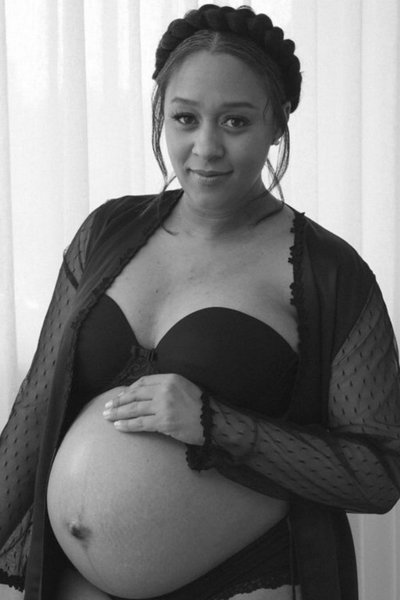 22 Photos Of Tia Mowry-Hardrict’s Adorable Baby Bump That Will Make Your Day